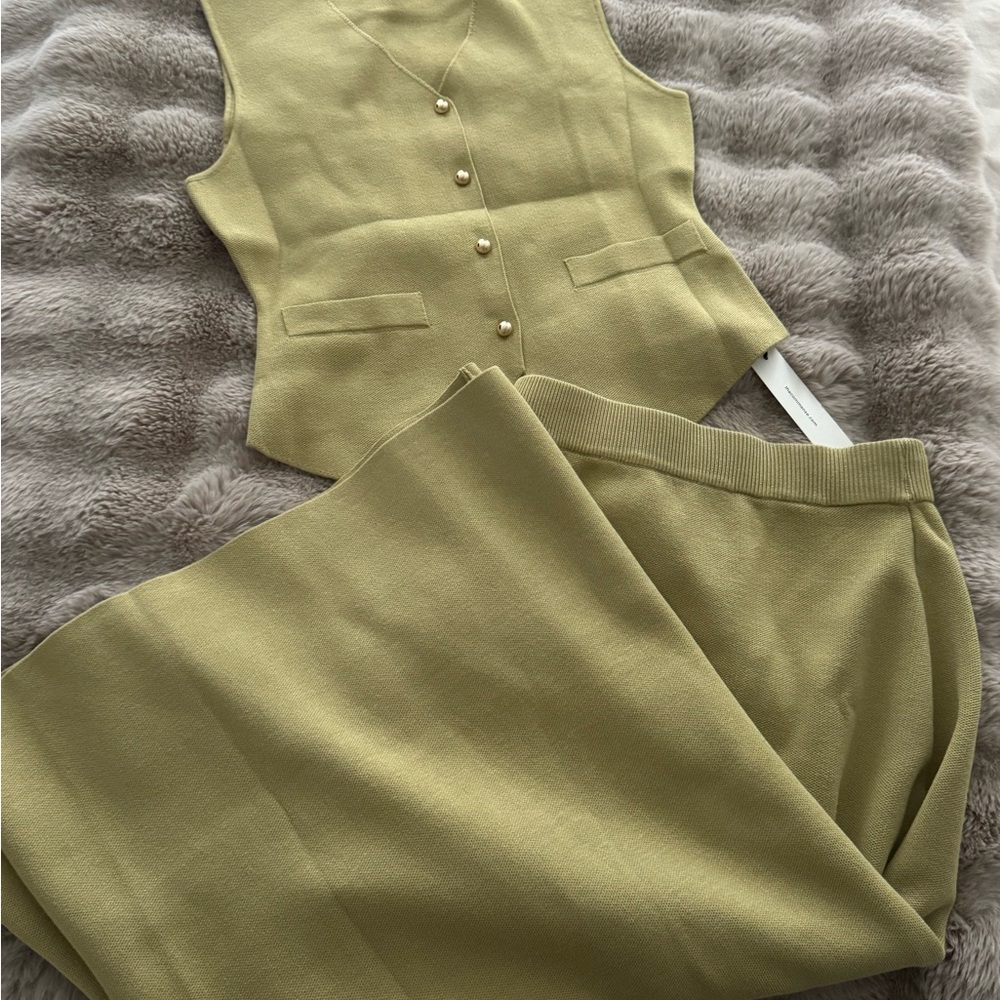 Commense Matching Set - NWT - Picture 3 of 5